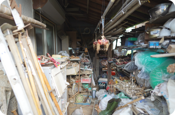 廃屋・ゴミ屋敷